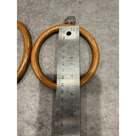 Lot of 2 embroidery hoop cross stitch display 3” and 4” - Picture 2 of 5